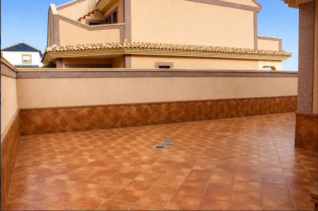 Terrassa de Casa o xalet en venda en Torrevieja amb Aire condicionat, Terrassa i Piscina