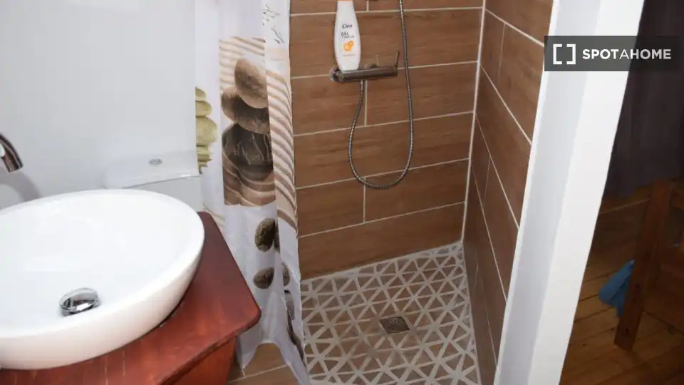 Badezimmer von Wohnungen zur untervermieten in Icod de los Vinos mit Klimaanlage, Terrasse und Möbliert