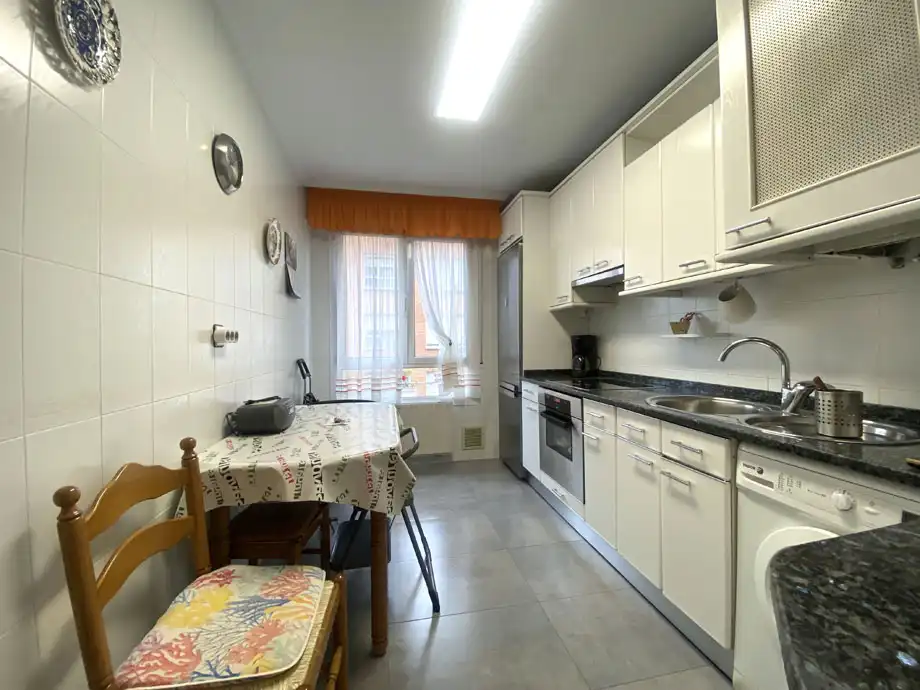 Cuina de Pis en venda en Vitoria - Gasteiz amb Calefacció, Parquet i Terrassa