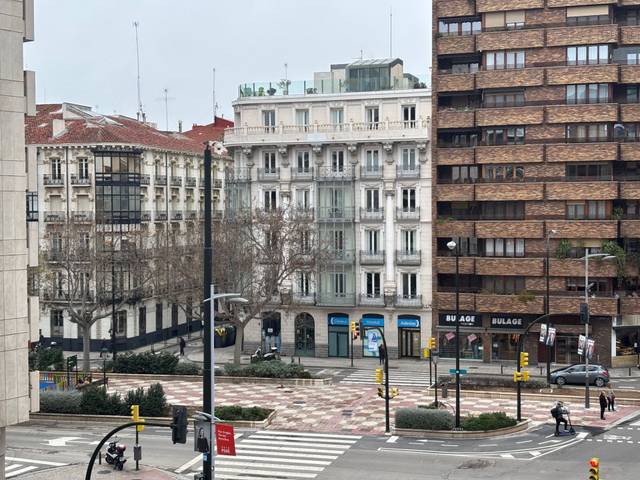 Piso en Venta en Paseo Sagasta