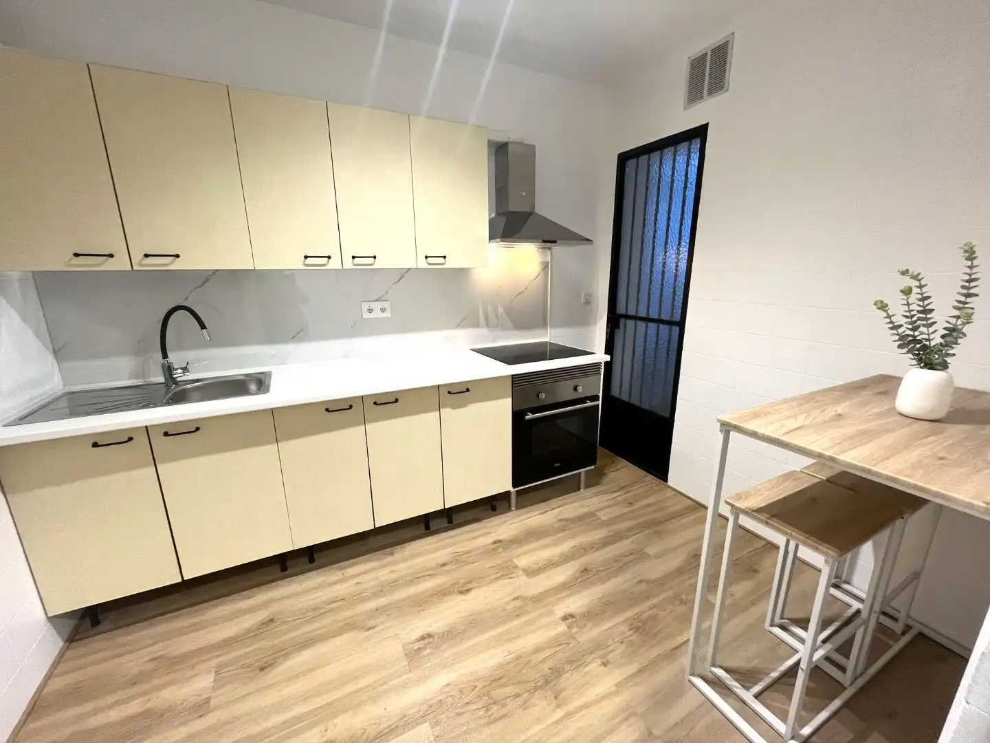 Kitchen of Flat for rent in Peñamefecit - Avda Barcelona
