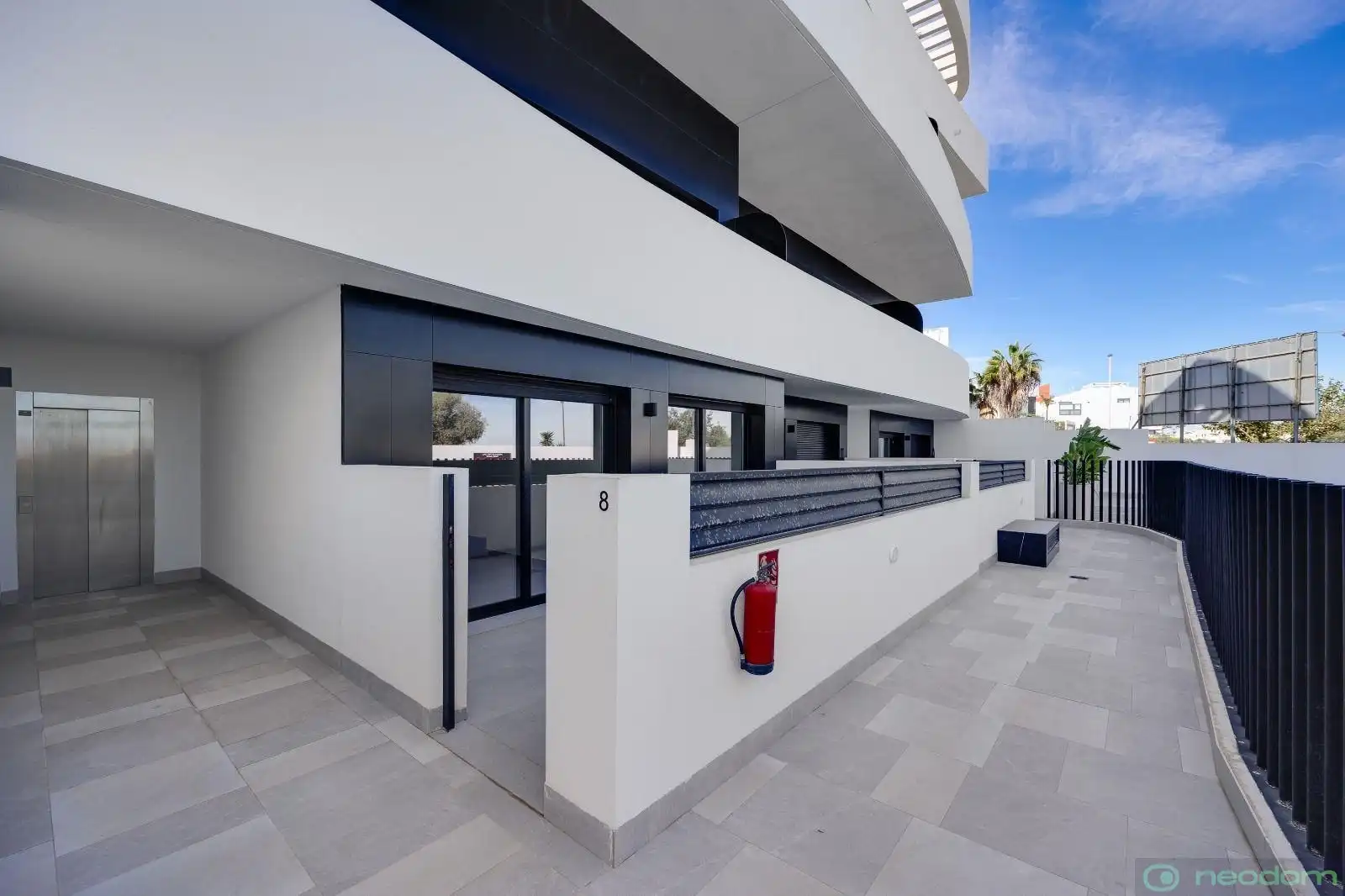 Vista exterior de Dúplex en venta en Guardamar del Segura con Aire acondicionado, Calefacción y Terraza