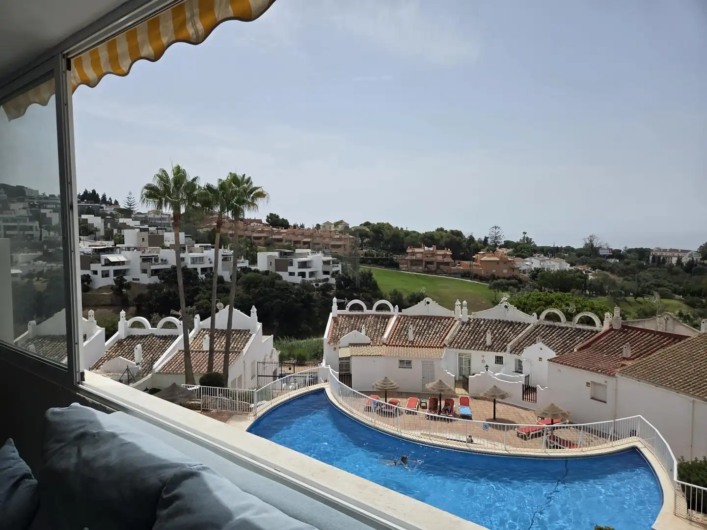 Adossat amb piscina en venda a Calle Alora