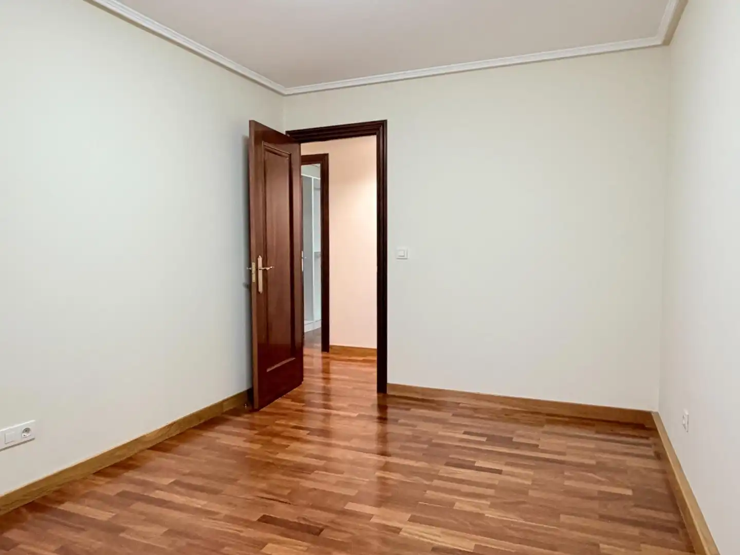 Piso en venta en A Coruña Capital  con Calefacción