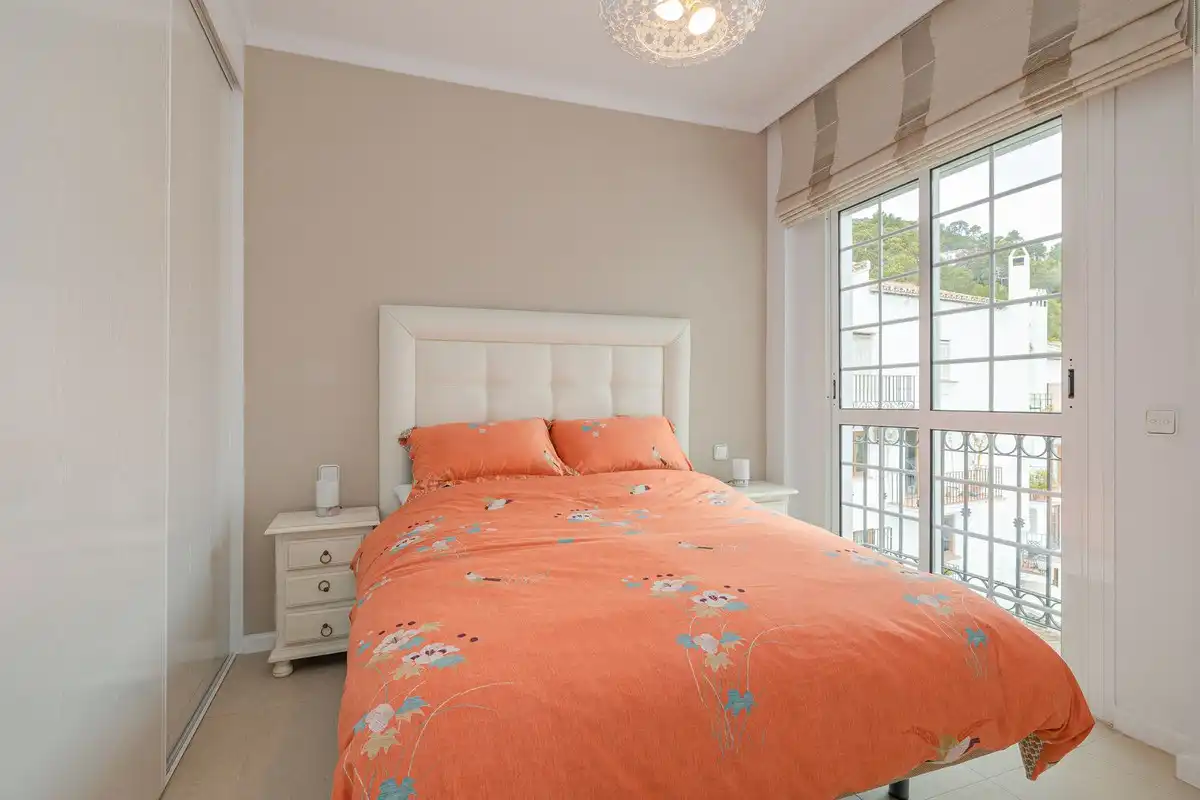 Bedroom of Duplexes for sale in Benahavís  with Air Conditioner, Heating and Terrace