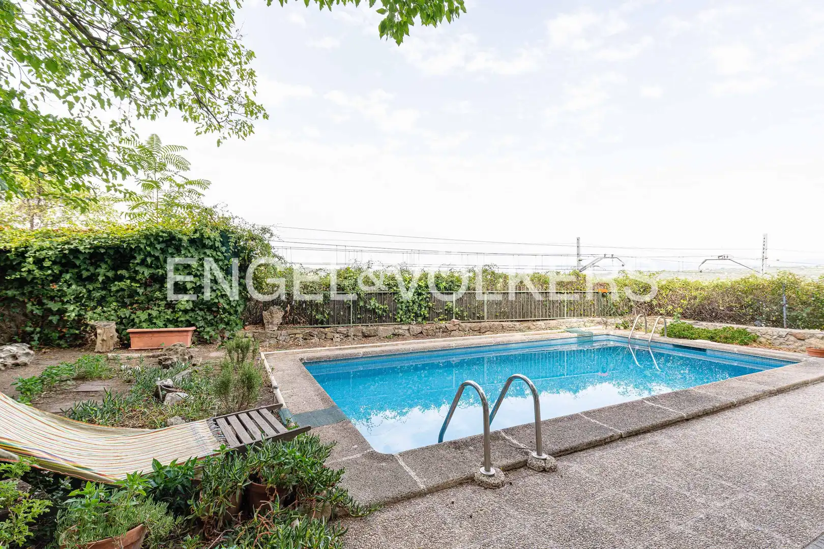 Piscina de Casa o xalet en venda en Galapagar amb Calefacció, Jardí privat i Terrassa