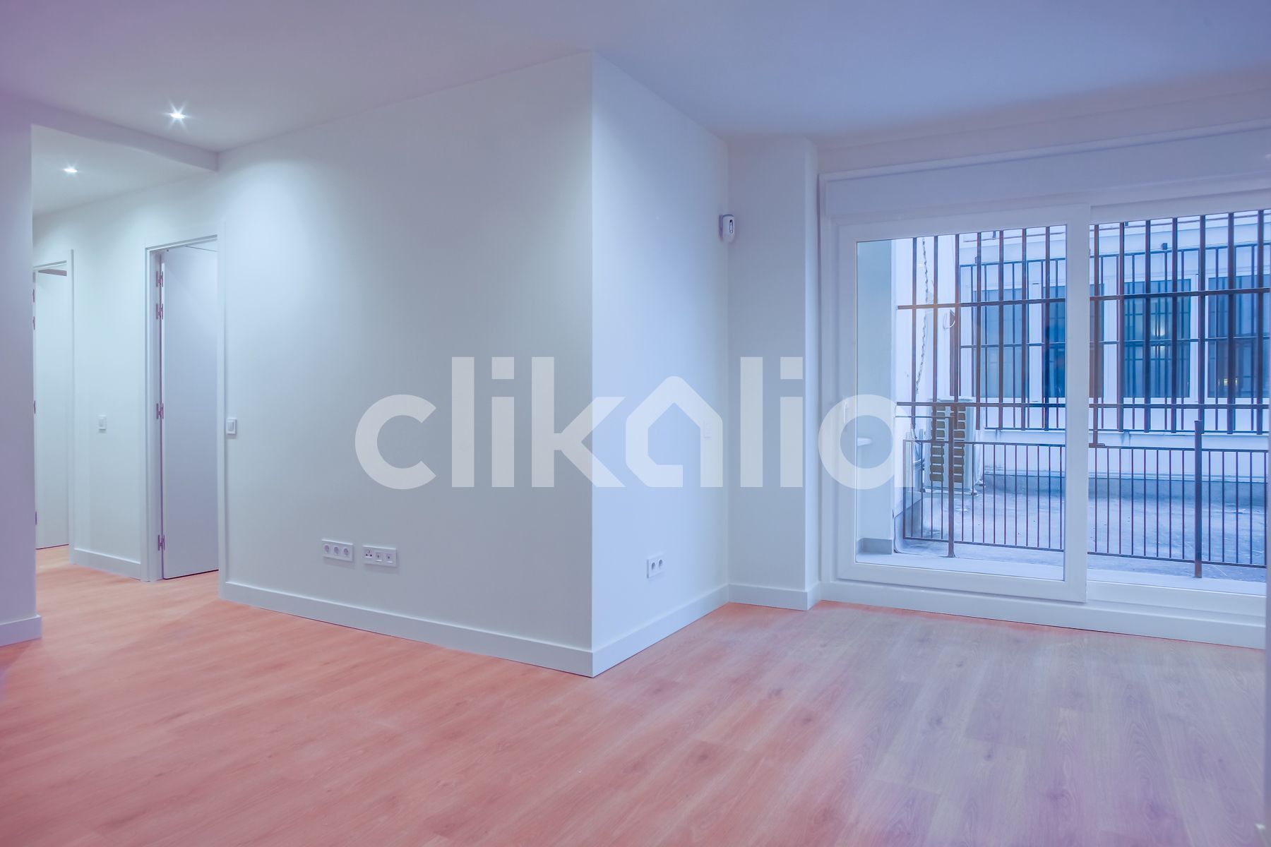 Living room of Flat for sale in  Madrid Capital  with Air Conditioner, Heating and Terrace