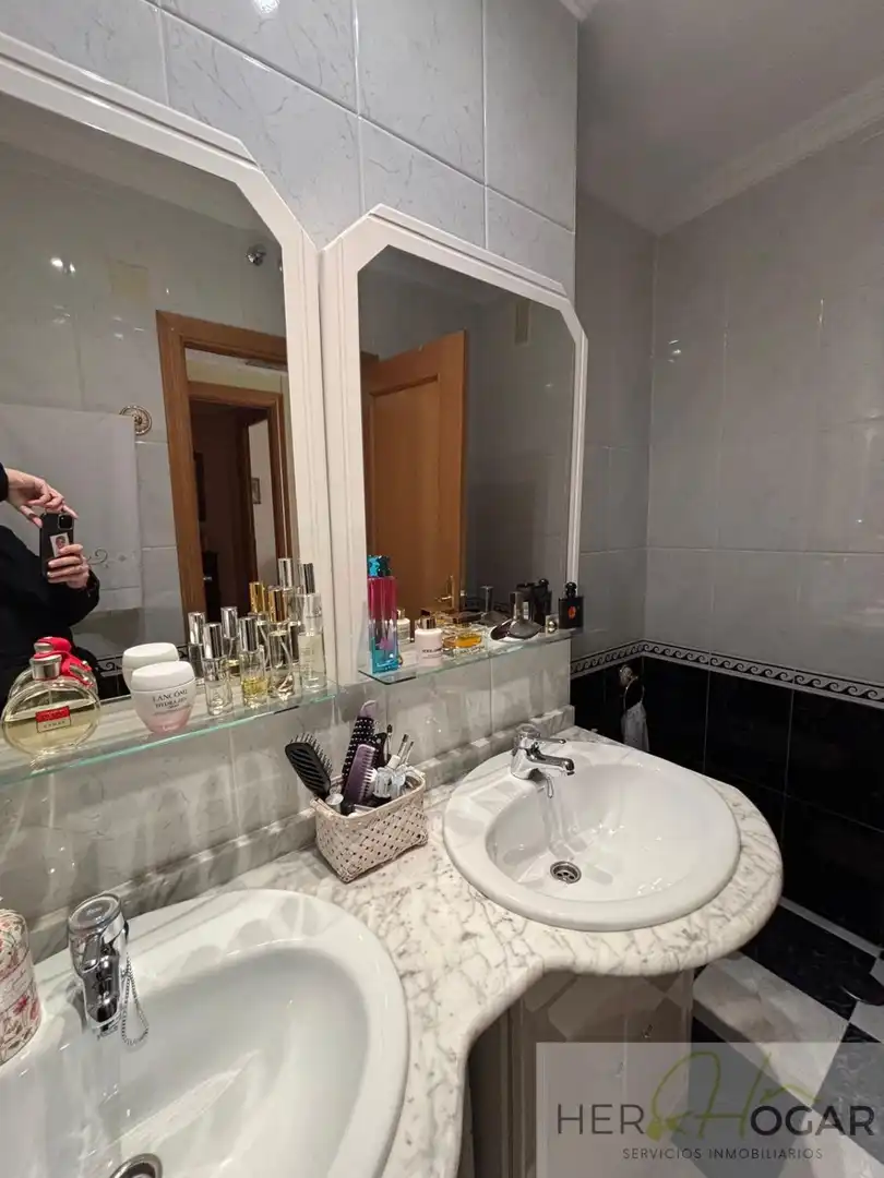 Baño de Piso en venta en Toledo con Aire acondicionado, Calefacción y Parquet