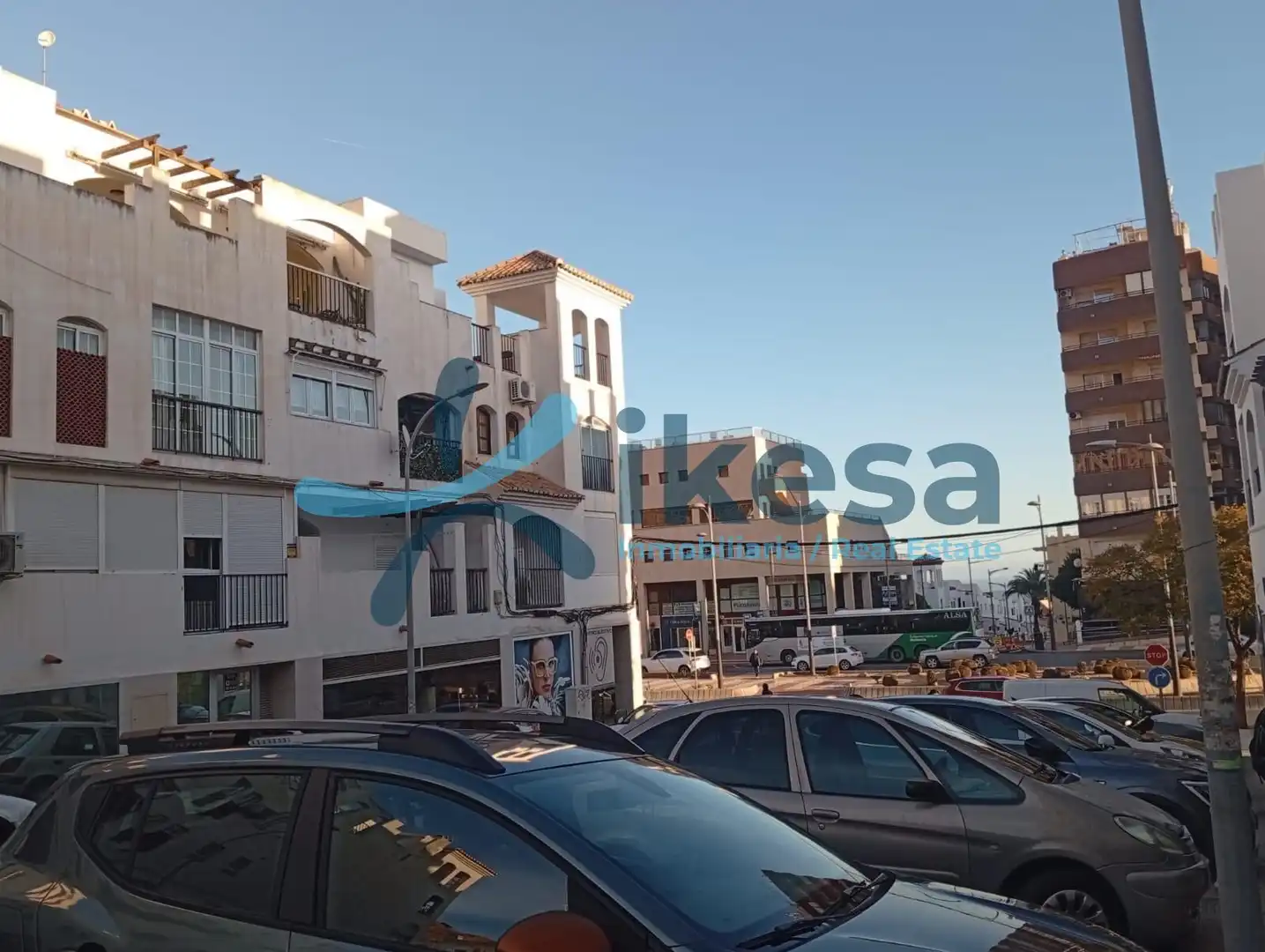 Vista exterior de Apartament en venda en Roquetas de Mar amb Terrassa