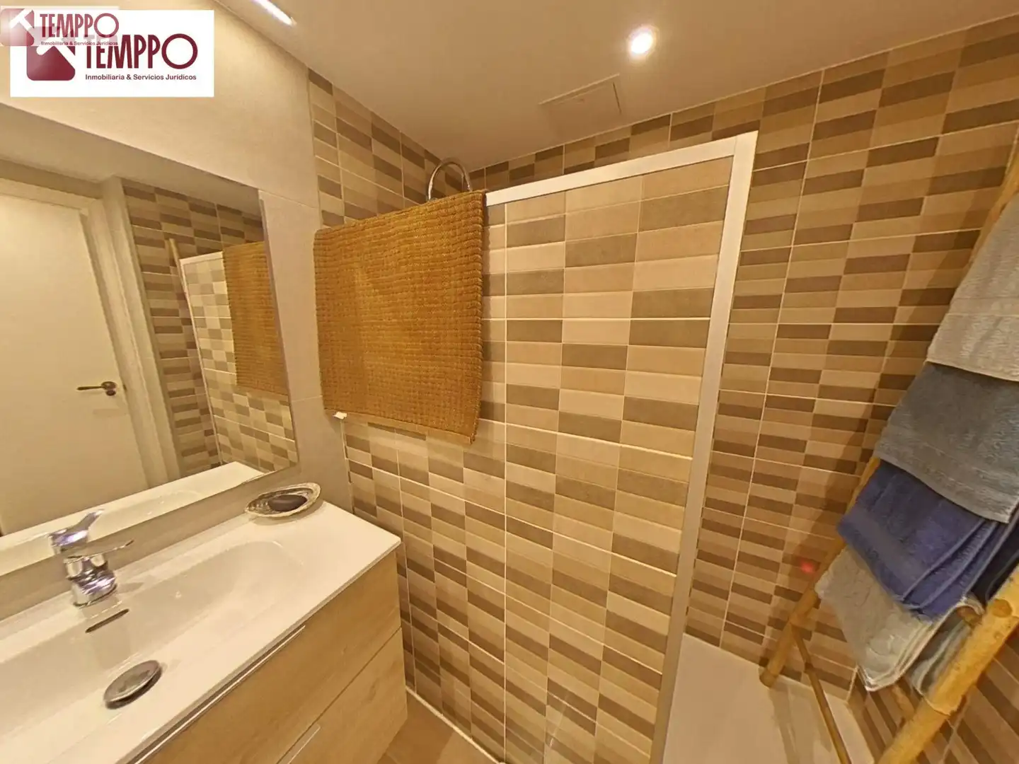 Bathroom of Attic for sale in Cubelles  with Air Conditioner, Heating and Terrace