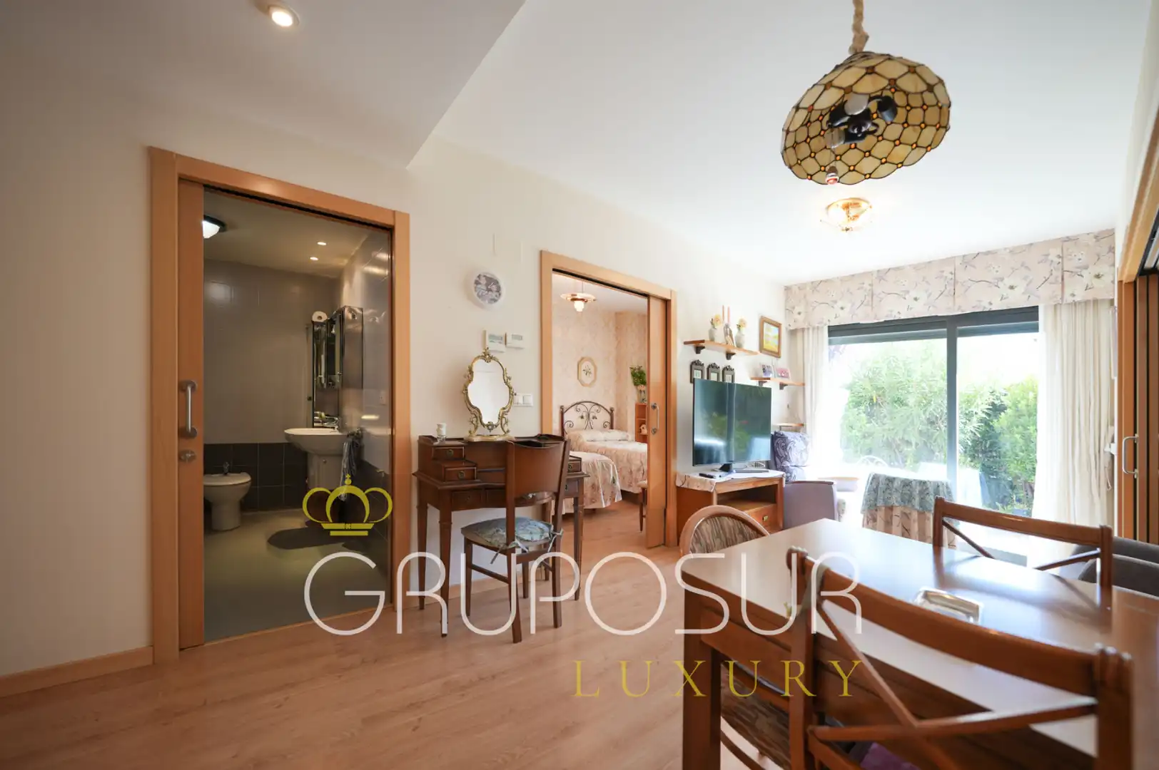 Sala de estar de Piso en venta en Valladolid con Calefacción, Jardín privado y Parquet