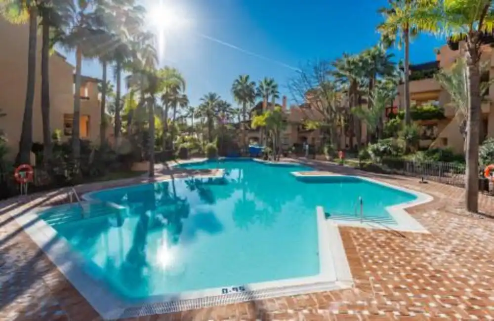 Swimming pool of Ground floor for rent in Marbella  with Air Conditioner, Terrace and Swimming Pool