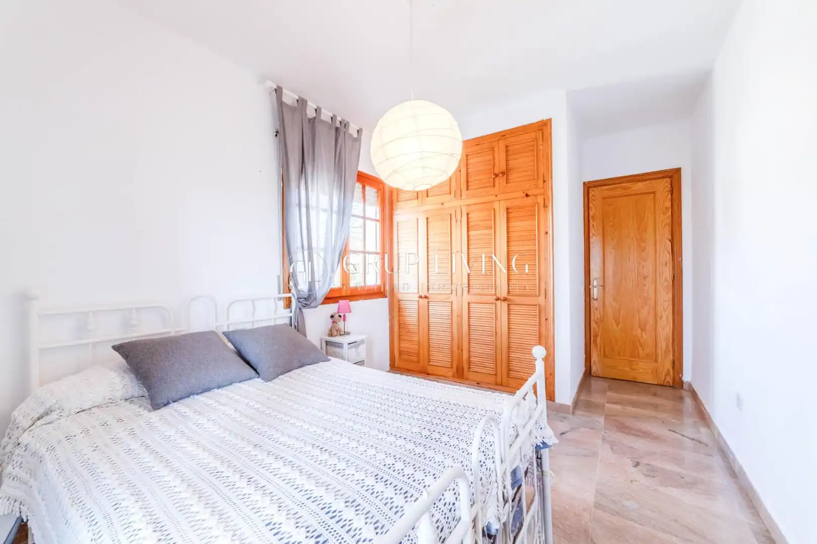 Habitación de Casa o chalet en venta en Vilanova i la Geltrú con Calefacción, Jardín privado y Terraza
