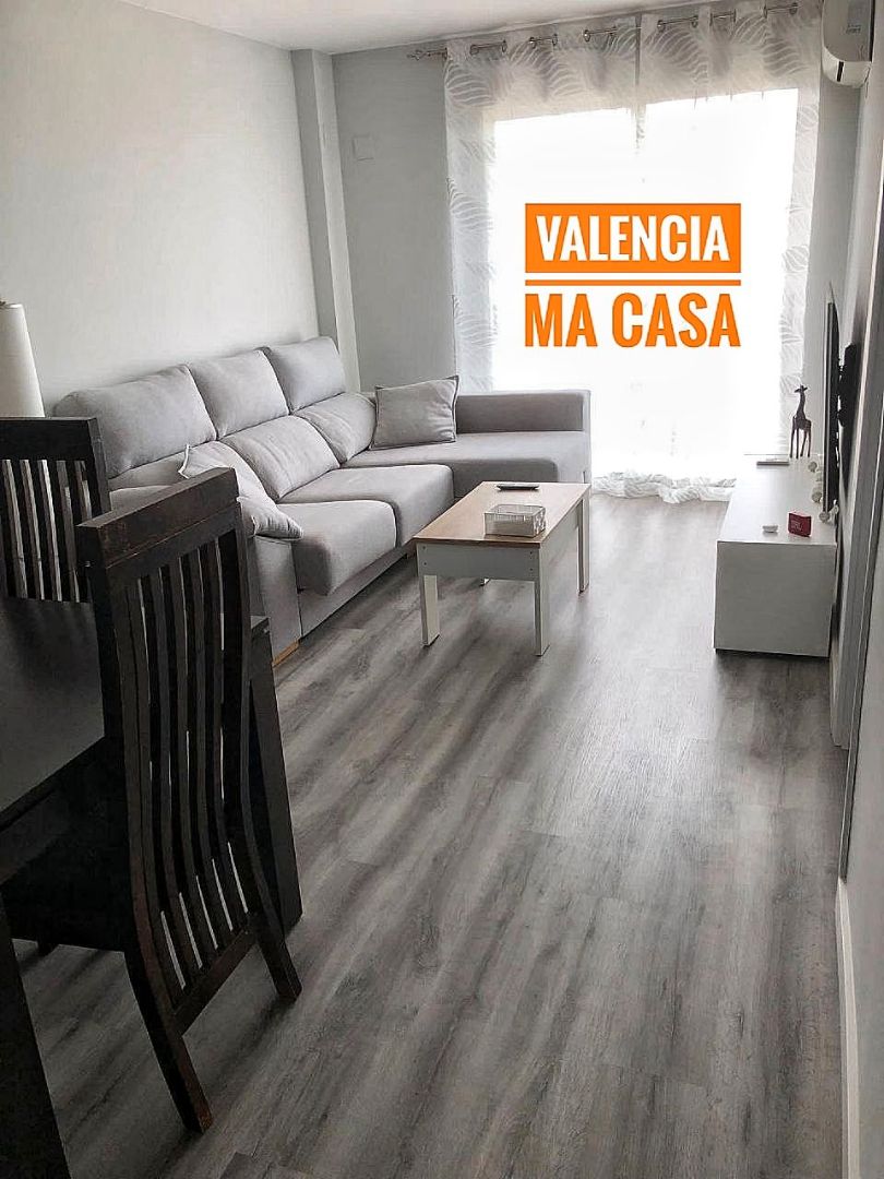 Vista exterior de Pis de lloguer en  Valencia Capital amb Aire condicionat, Calefacció i Moblat