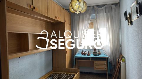 Foto 3 de Piso de alquiler en Roger de Flor, La Bozada – Parque Delicias, Zaragoza Capital