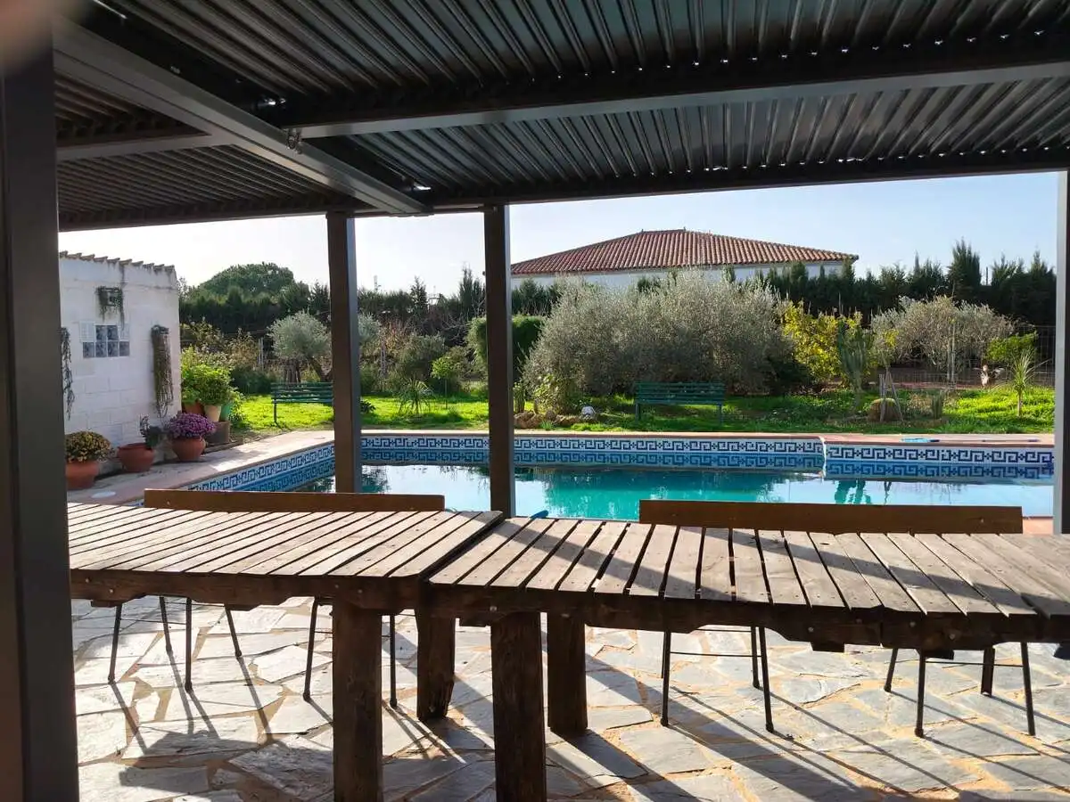 Terrassa de Casa o xalet en venda en Sevilla amb Aire condicionat, Traster i Piscina