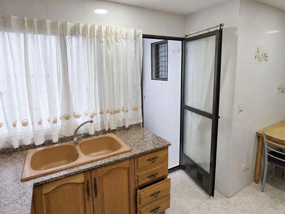 Bathroom of Flat for sale in Quart de Poblet  with Balcony