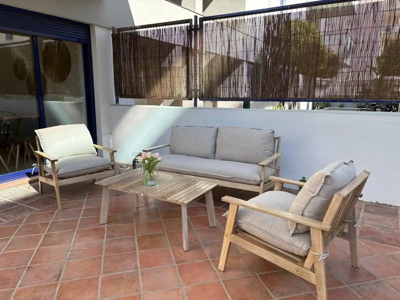 Terraza de Apartamento de alquiler en Daimús con Terraza y Piscina comunitaria