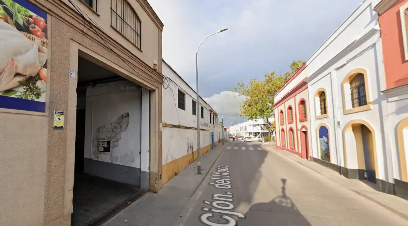 Vista exterior de Nave industrial en venta en Sanlúcar de Barrameda