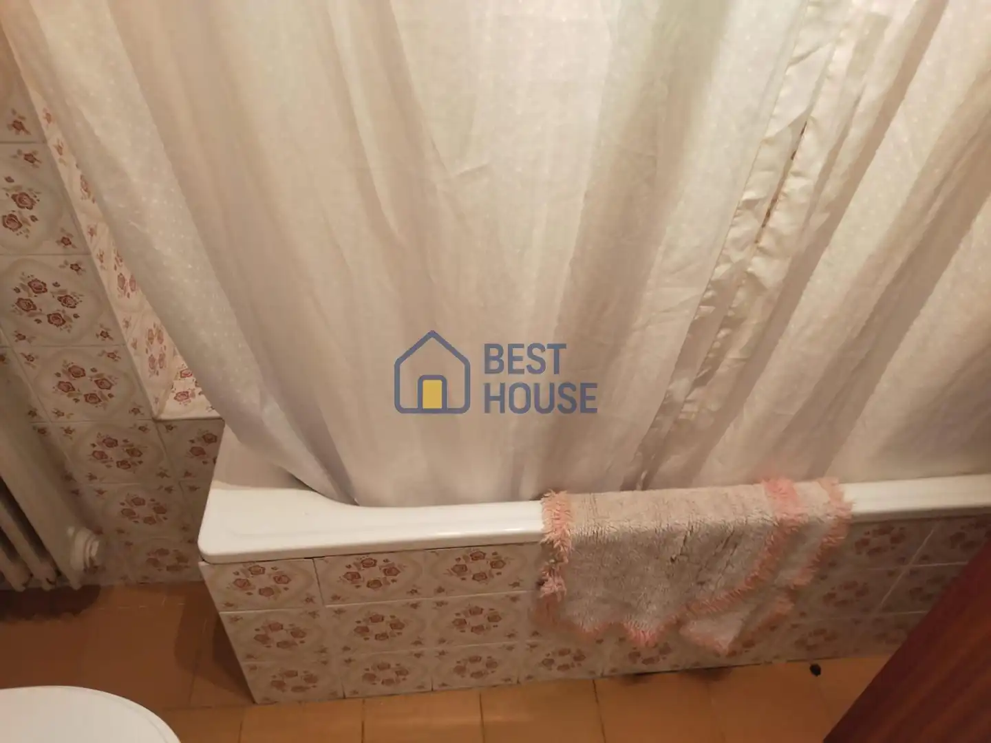 Baño de Piso en venta en León Capital  con Calefacción y Amueblado