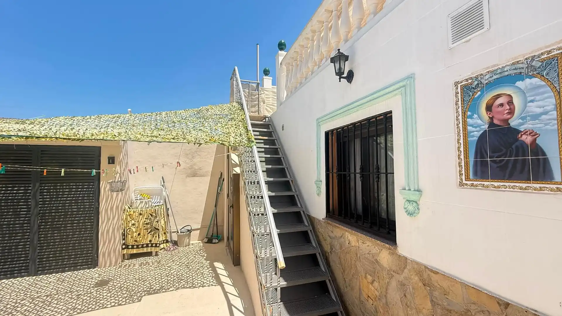 Außenansicht von Country house zum Verkauf in Vélez-Málaga mit Klimaanlage, Privatgarten und Terrasse