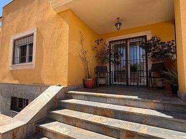 Villa avec balcon à vendre à Calle Calle Naranjo de Bulnes