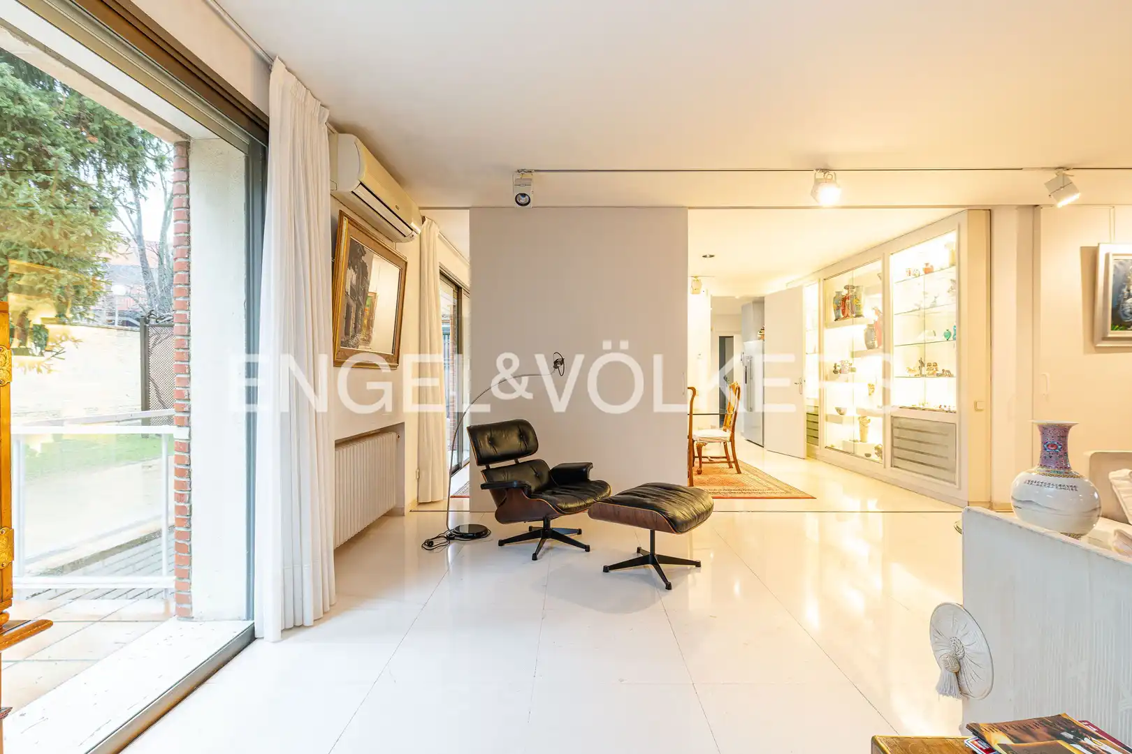 Sala de estar de Casa o chalet en venta en Madrid con Aire acondicionado, Calefacción y Jardín privado