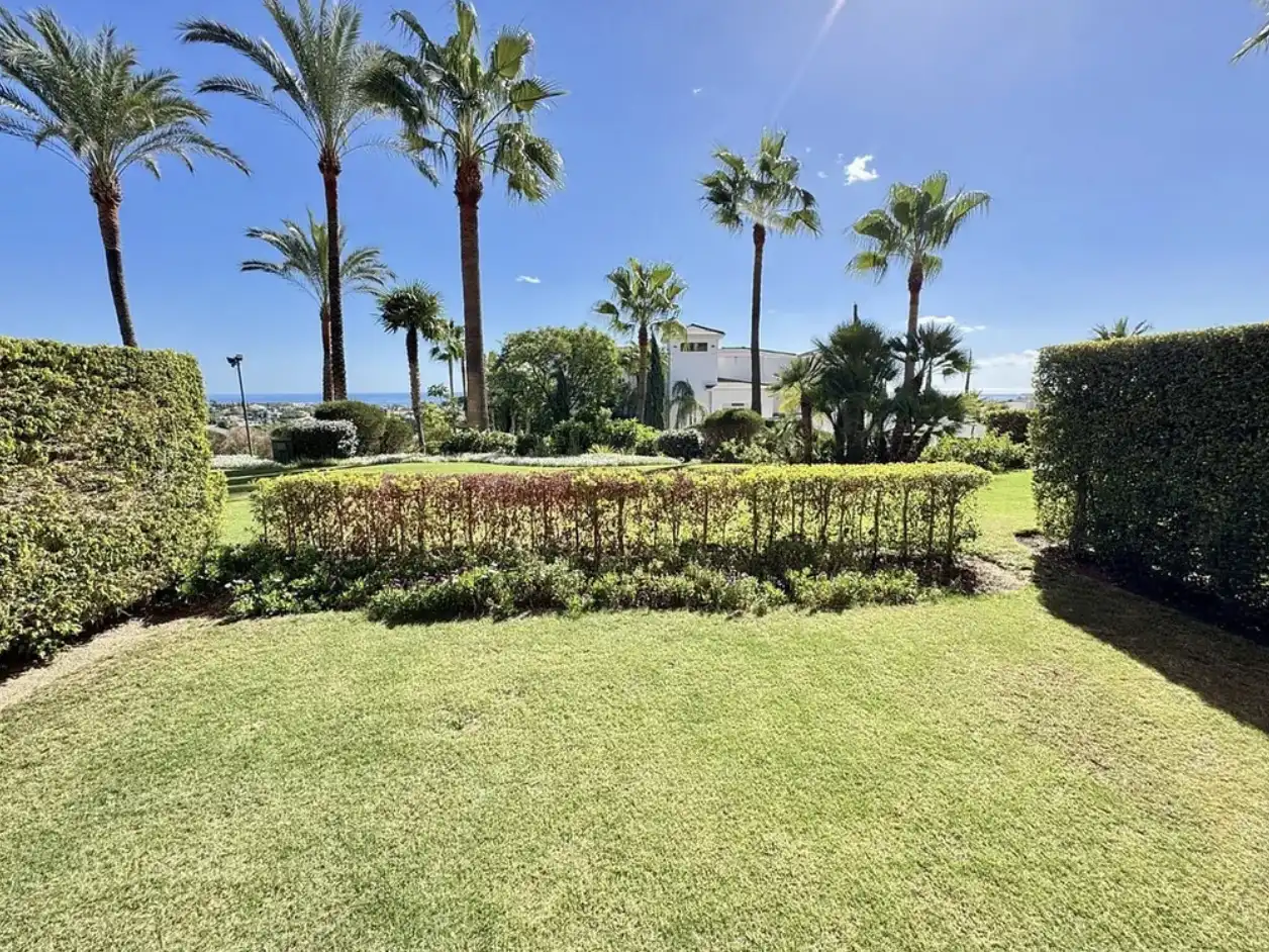 Ground floor for sale in Benahavís, Málaga