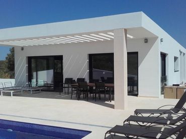 Detached house with garden for sale in Vallirana