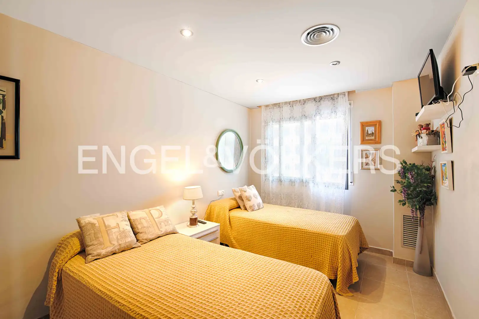 Bedroom of Houses for sale in Pedret i Marzà  with Private garden, Terrace and Swimming Pool