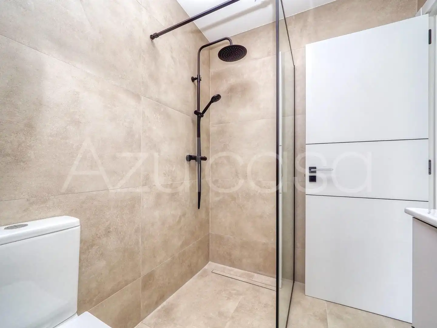 Bathroom of Detached homes for sale in El Campello  with Air Conditioner, Terrace and Alarm