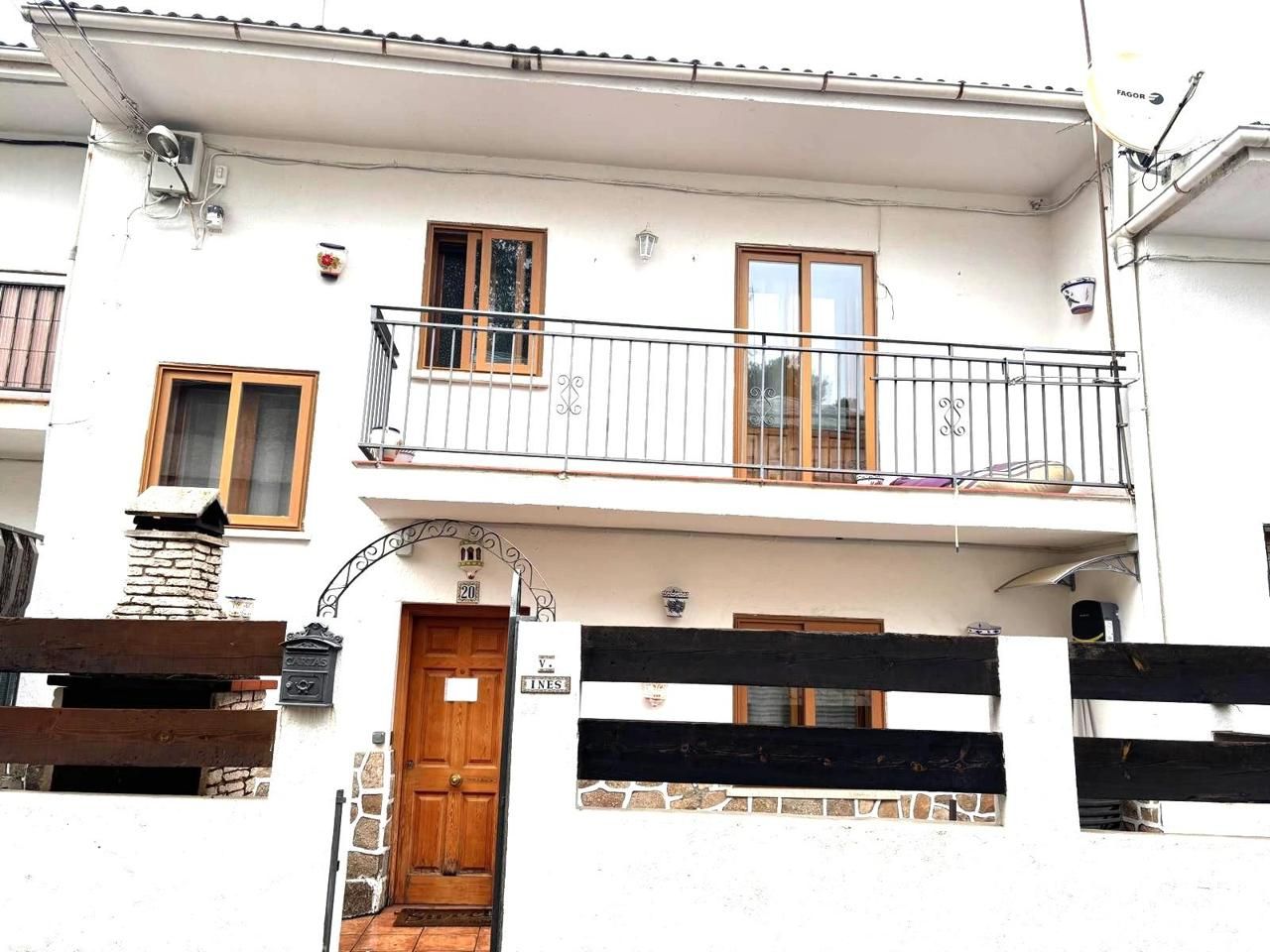 Casa adosada en venda a De La Juntanilla, El Hoyo de Pinares