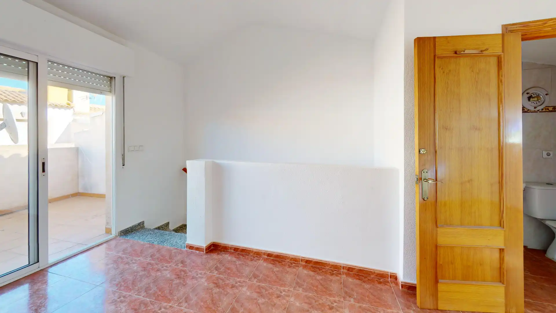 Casa adosada en venda en Orihuela amb Jardí privat, Terrassa i Balcó