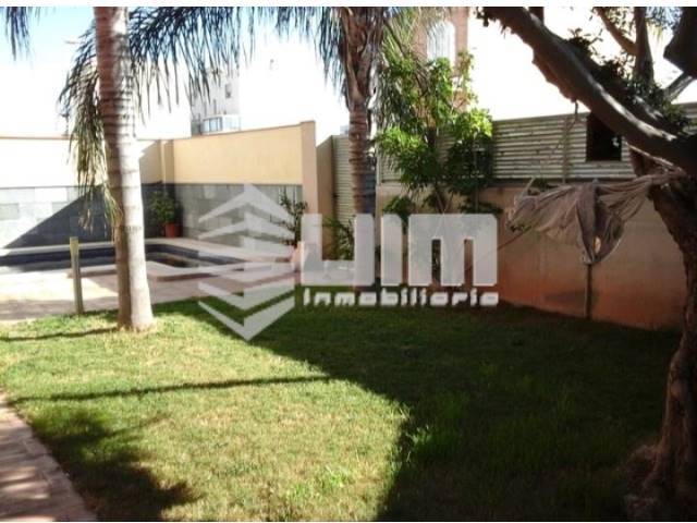 Casa-chalet en Venta en CORONA DE ARAGON en Nuevo Centro