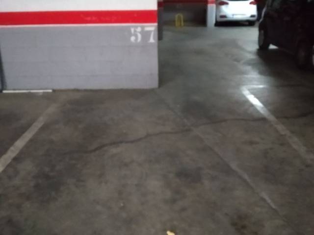 Garaje en Alquiler en Carrer Gonzalo Torrente Ballester, 8 en Son Rullan