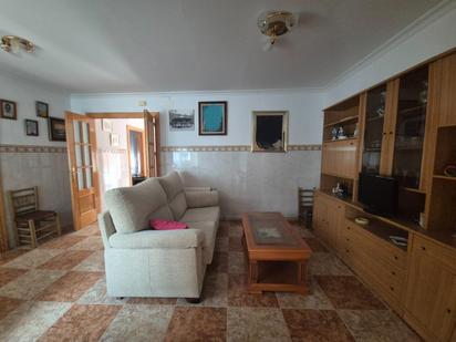 Living room of House or chalet for sale in Puertollano  with Furnished