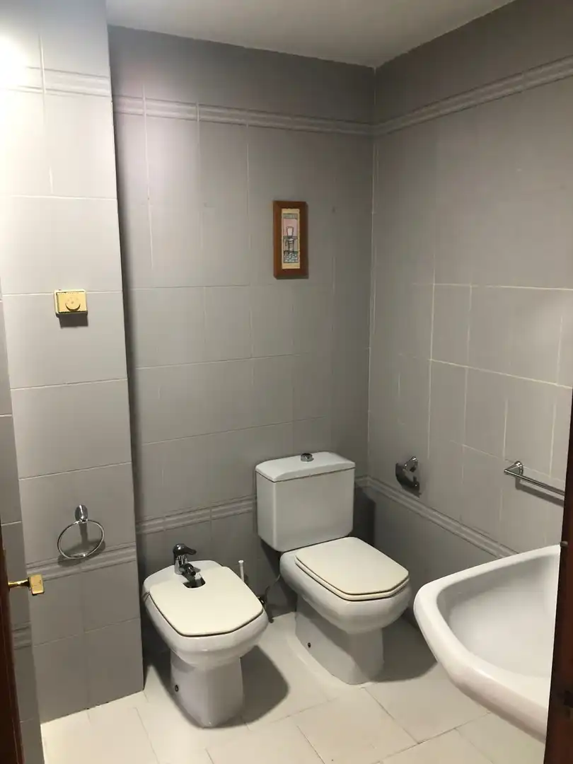 Baño de Piso de alquiler en Algeciras con Amueblado