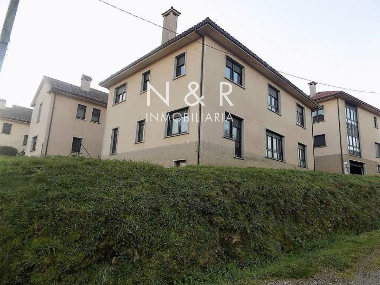 Vista exterior de Casa o xalet en venda en Santiago de Compostela 