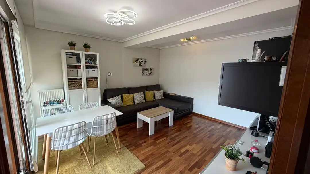 Sala de estar de Ático en venta en Vitoria - Gasteiz con Calefacción, Terraza y Trastero