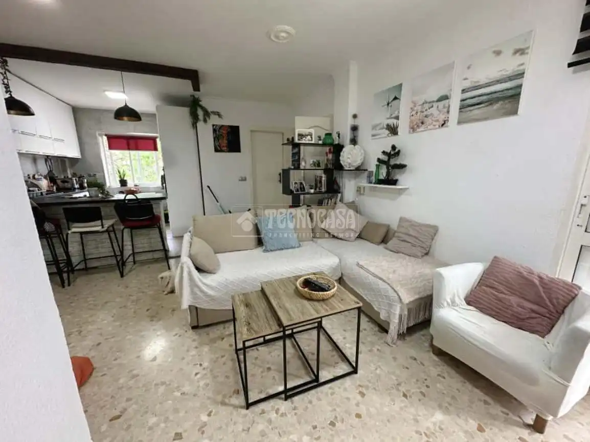 Sala de estar de Piso en venta en Torrox con Terraza y Balcón