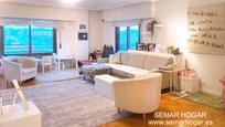 Living room of Flat for sale in  Madrid Capital  with Air Conditioner, Heating and Parquet flooring