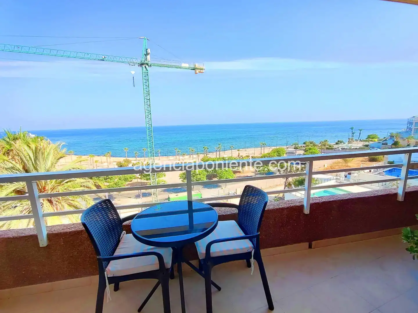 Wohnung zur Miete in Villajoyosa / La Vila Joiosa mit Klimaanlage, Heizung und Terrasse