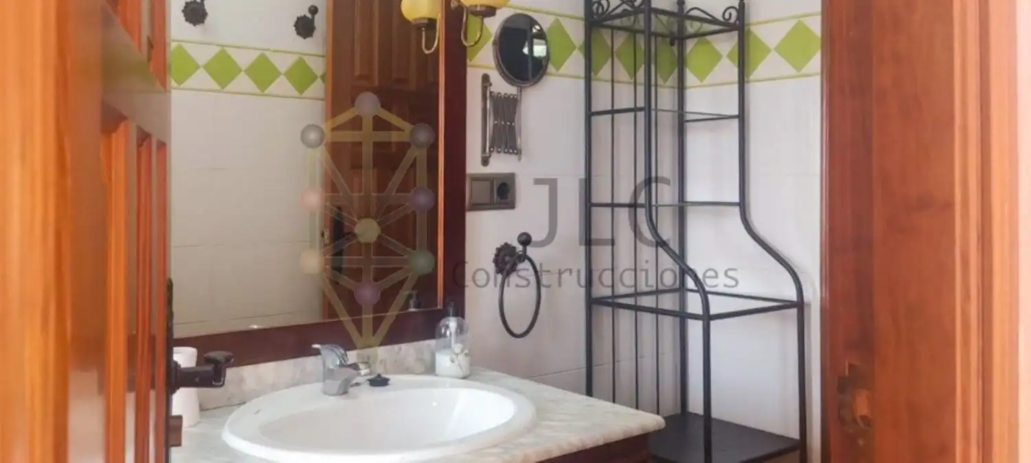 Baño de Casa o chalet en venta en Cartagena con Aire acondicionado, Jardín privado y Terraza