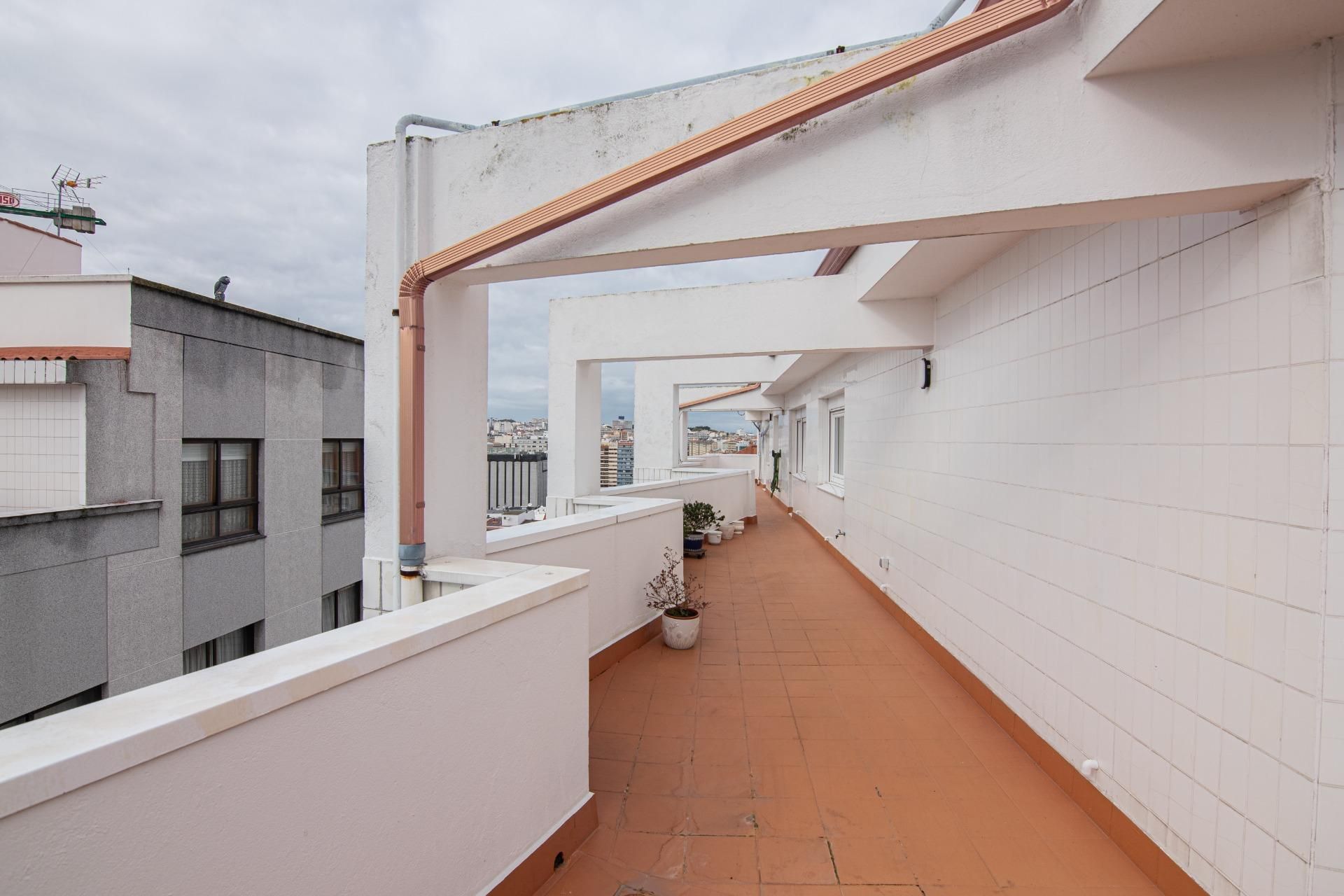 Terraza de Ático en venta en A Coruña Capital  con Calefacción, Terraza y Trastero