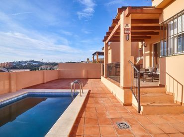 Casa con piscina en venta en Calle Andalucía
