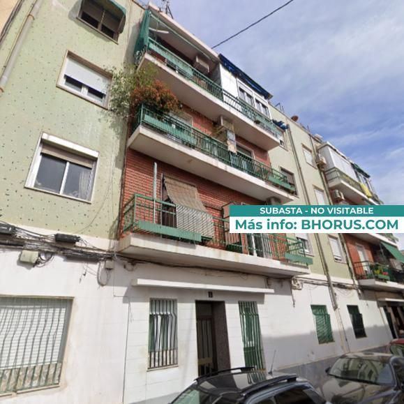 Vista exterior de Piso en venta en Xirivella