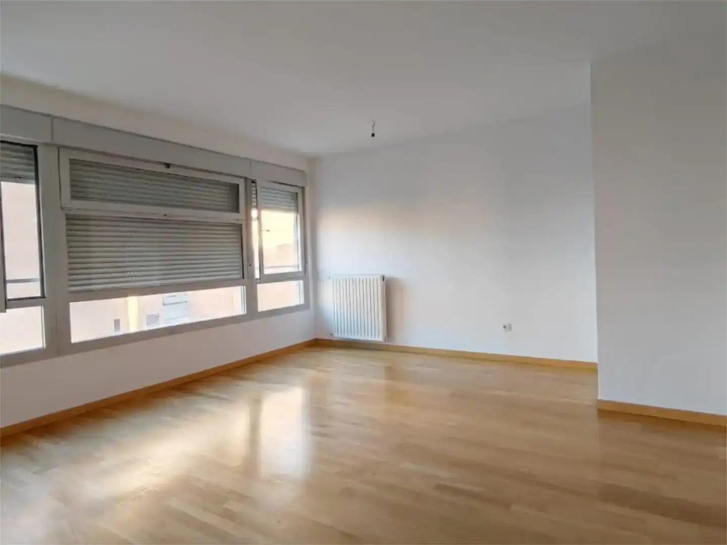 Bedroom of Flat for rent in  Madrid Capital  with Swimming Pool