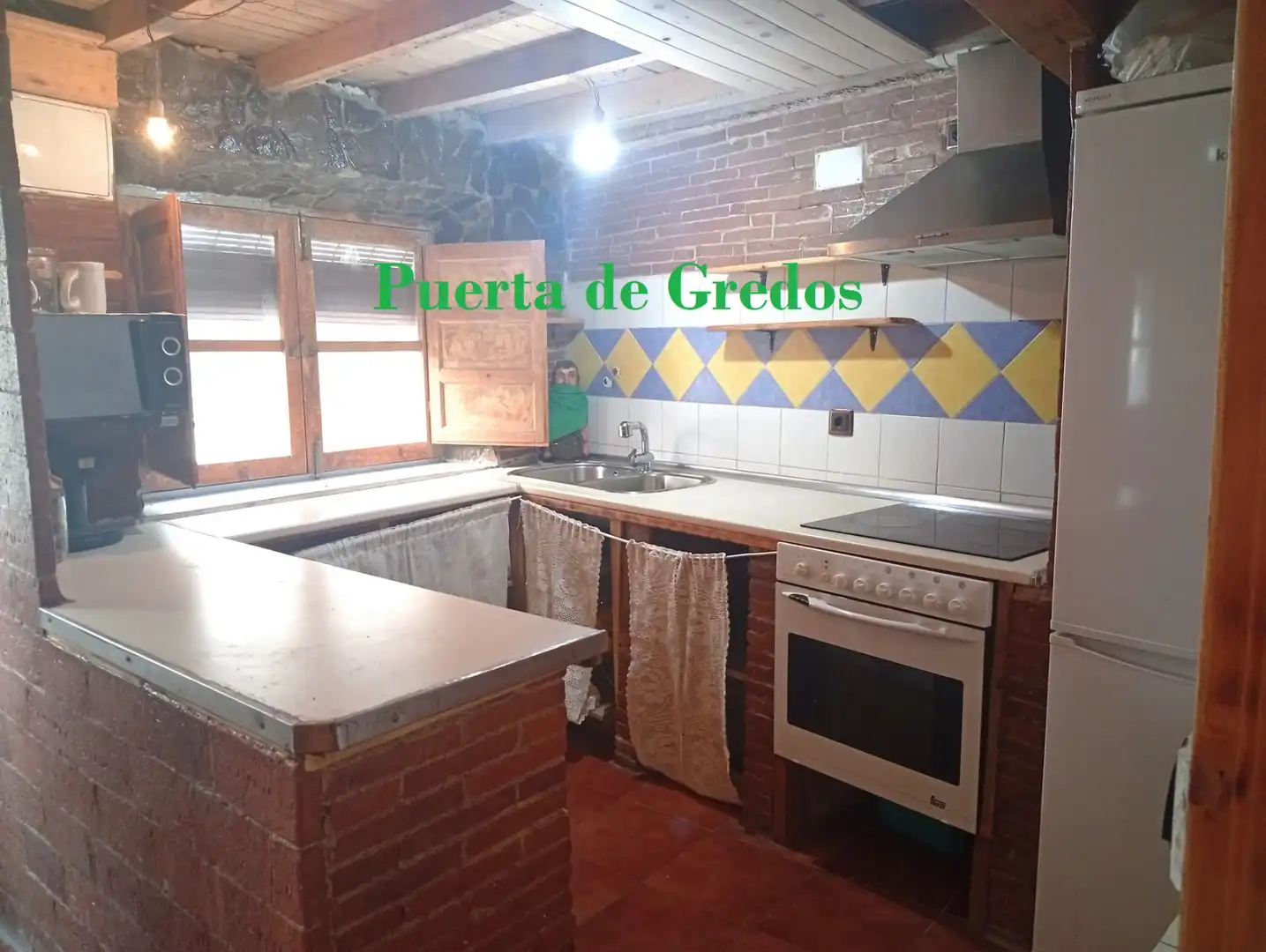 Cocina de Casa o chalet en venta en Nava del Barco con Calefacción, Parquet y Amueblado