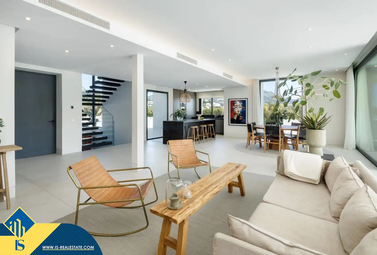Villa con piscina in vendita a Nueva Andalucía, imagen 3