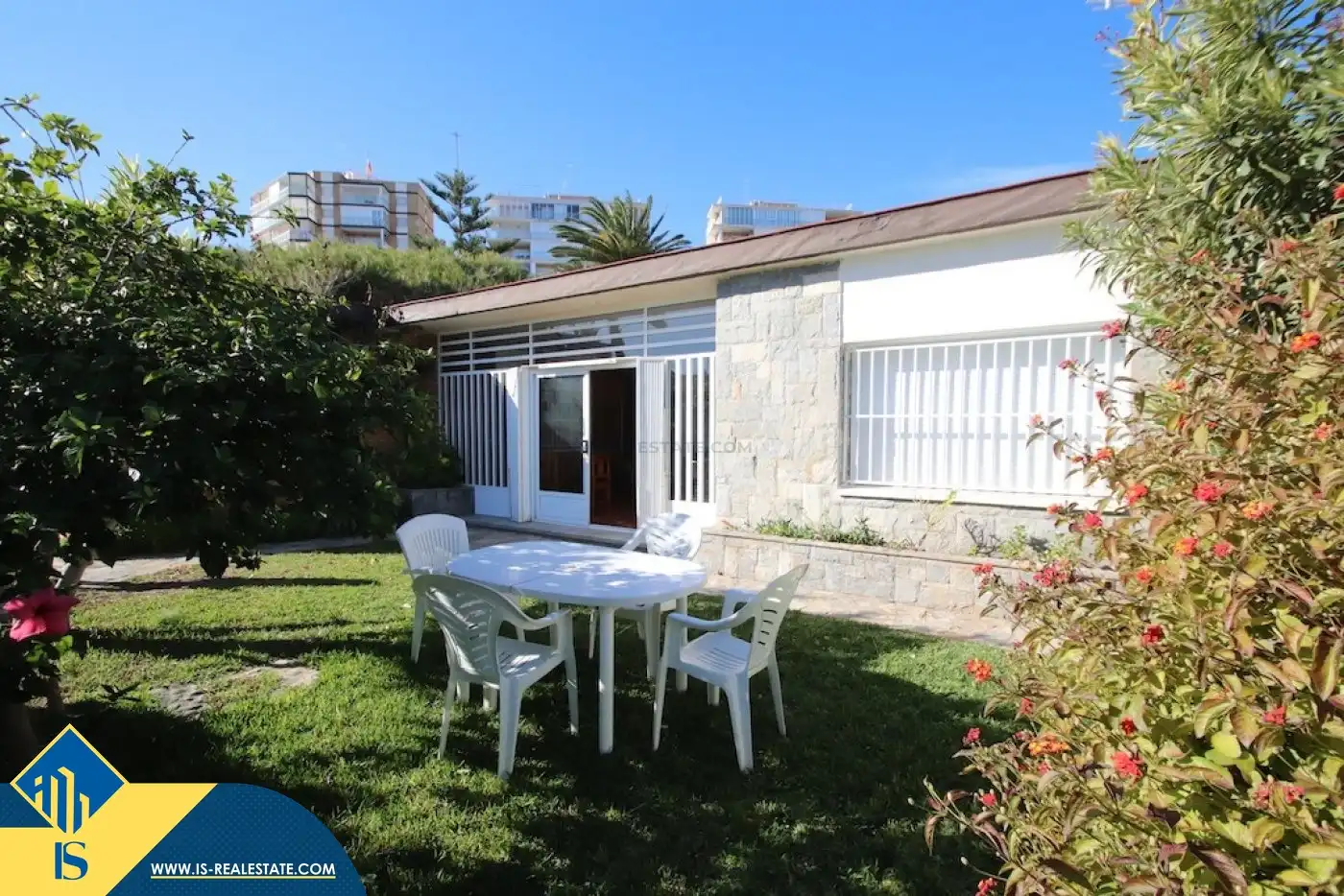 Jardí de Casa o xalet de lloguer en Orihuela amb Aire condicionat, Terrassa i Moblat